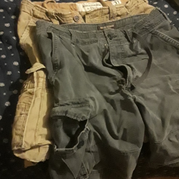 Abercrombie size 31 cargo shorts - Picture 2 of 3